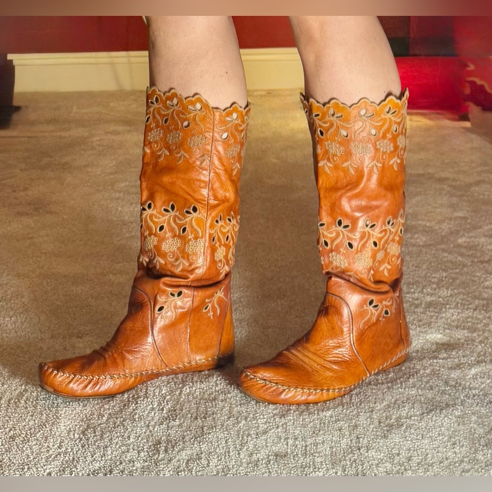 Ermanno Scervino leather embroidered western style boots with cut out details